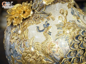 Bình tỏi men rạn đắp nổi Công Danh Phú Quý kênh vẽ vàng 24k, cao 52cm