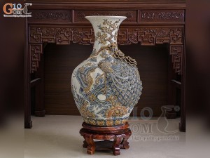 Bình tỏi men rạn đắp nổi Công Đào kênh 3D, cao 80cm