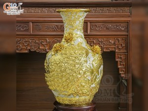 Bình tỏi men rạn đắp nổi Công Đào kênh 3D dát vàng, cao 80cm