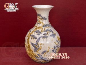 Bình tỏi men rạn đắp nổi Tùng Hạc, cao 60cm