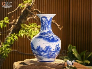 Bình tỏi men trắng vẽ Công Trúc Sơn Thủy, cao 44cm