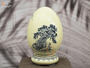 Bình trứng phong thủy men cổ họa tiết Mã Đáo Thành Công, cao 34cm (cả đế)