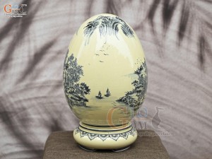 Bình trứng phong thủy men cổ họa tiết Sơn Thủy Hữu Tình, cao 45cm (cả đế)