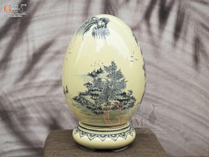 Bình trứng phong thủy men cổ họa tiết Sơn Thủy Hữu Tình, cao 45cm (cả đế)