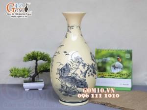 Bình tỳ bà men cổ họa tiết Trĩ Đào, cao 40cm