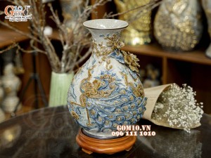 Bình tỳ bà men rạn đắp nổi Công Đào kênh, cao 38cm