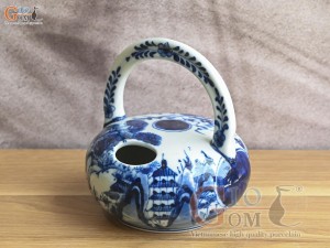 Bình vôi men lam cổ vẽ cảnh Sơn Thủy, cao 14cm