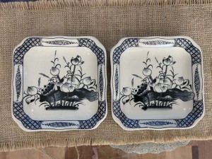 Bộ 2 đĩa vuông sâu lòng men bóng họa tiết Sen, cạnh 16cm