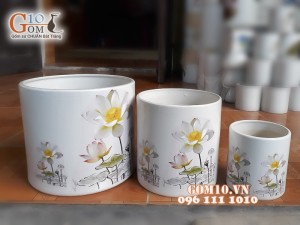 Bộ 3 chậu cây dáng đứng vẽ hoa sen vàng
