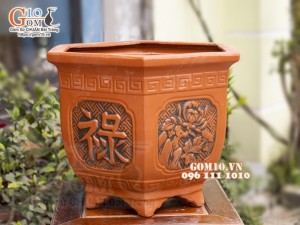 Bộ 3 chậu gốm đỏ lục giác khắc hoa, đường kính 51cm