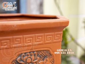 Bộ 3 chậu gốm đỏ lục giác khắc hoa, đường kính 51cm