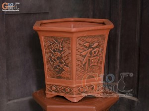 Bộ 3 chậu gốm lục giác cao khắc nổi hoa, miệng 38cm