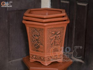 Bộ 3 chậu gốm lục giác cao khắc nổi hoa, miệng 38cm