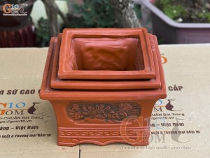 Bộ 3 chậu gốm vuông khắc hoa, màu đỏ, 28x28cm