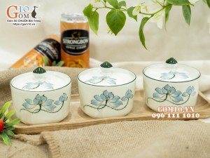 Bộ 3 hũ có nắp men kem vẽ hoa Sen xanh, 9,5cm