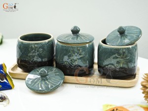 Bộ 3 hũ có nắp men hỏa biếnđắp nổi hoa Sen, cao 12cm