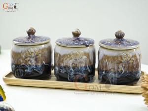 Bộ 3 hũ có nắp men hoàng thổ đắp nổi hoa Sen, cao 12cm