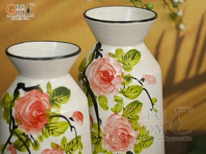 Bộ 3 lọ hoa men kem dáng cổ thắt vẽ hoa Hồng, cao 28cm