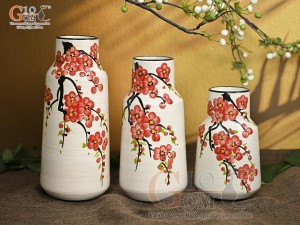 Bộ 3 lọ hoa men kem dáng miệng thon vẽ hoa Đào đỏ, cao 23cm