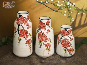 Bộ 3 lọ hoa men kem dáng miệng thon vẽ hoa Đào đỏ, cao 23cm