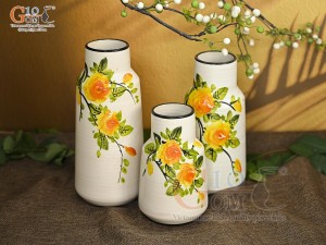 Bộ 3 lọ hoa men kem dáng miệng thon vẽ hoa Hồng vàng, cao 23cm