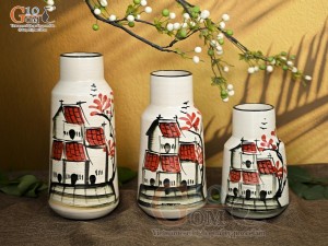 Bộ 3 lọ hoa men kem dáng miệng thon vẽ Phố Cổ, cao 23cm