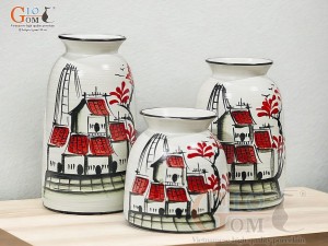 Bộ 3 lọ hoa men kem miệng loe vẽ cảnh Phố Cổ, cao 24cm