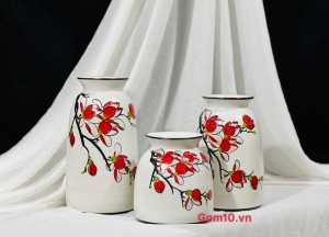 Bộ 3 lọ hoa men kem miệng loe vẽ hoa lan đỏ, cao 24cm