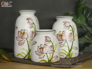 Bộ 3 lọ hoa men kem miệng loe vẽ hoa sen, cao 24cm