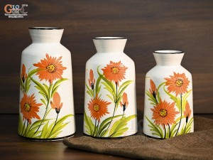 Bộ 3 lọ hoa men kem vẽ hoa đồng tiền, chiều cao lần lượt 20-22-24cm