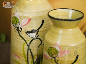 Bộ 3 lọ hoa men màu dáng cổ thắt vẽ hoa Sen hồng, cao 28cm