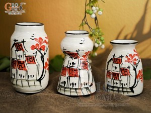 Bộ 3 lọ hoa mini men kem vẽ Phố Cổ, cao 13cm