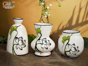 Bộ 3 lọ hoa mini men kem vẽ Sen xanh, cao 13cm