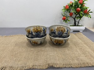 Bộ 4 bát men rạn đắp nổi hoa sen đường kính 10cm