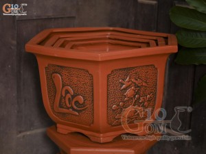 Bộ 4 chậu gốm lục giác khắc nổi Tài Lộc, miệng 57cm