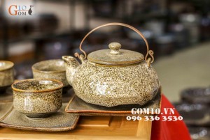 Bộ ấm chén ấm hạt nhỏ chén eo men gấm vàng