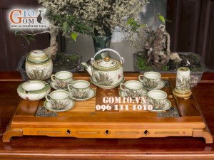 Bộ ấm chén ba chân men vuốt, vẽ chuồn, đầy đủ phụ kiện