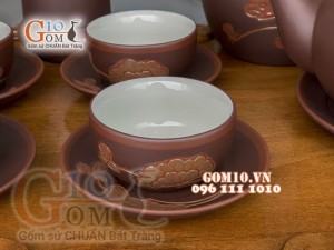 Bộ ấm chén Bát Tràng gốm dáng tống khắc sen chỉ đỏ - đầy đủ phụ kiện