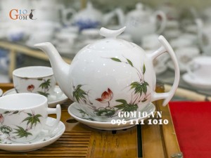 Bộ ấm chén bưởi cành men trắng vẽ sen tre
