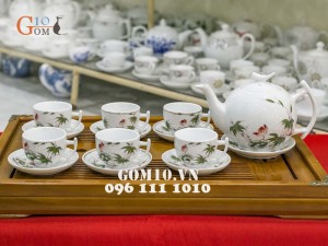 Bộ ấm chén bưởi cành men trắng vẽ sen tre