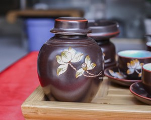 Bộ ấm chén cao cấp vẽ sen - men nâu - chỉ đỏ và đầy đủ phụ kiện