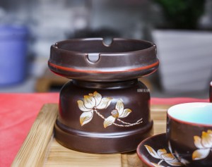 Bộ ấm chén cao cấp vẽ sen - men nâu - chỉ đỏ và đầy đủ phụ kiện