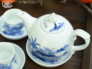 Bộ ấm chén chóp lửa men lam cổ cảnh Làng Quê, 350ml