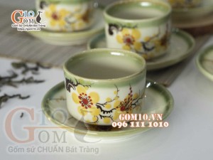 Bộ ấm chén chữ thập men vuốt, vẽ hoa mai vàng 400ml