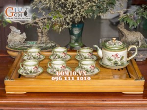 Bộ ấm chén chữ thập men vuốt, vẽ hoa Sen 430ml