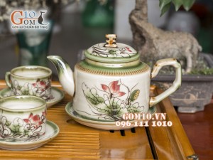 Bộ ấm chén chữ thập men vuốt, vẽ hoa Sen 430ml