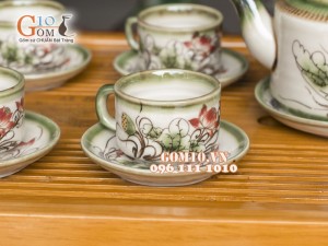 Bộ ấm chén chữ thập men vuốt, vẽ hoa Sen 430ml