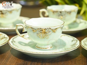 Bộ ấm chén đài các men màu họa tiết hoa Ly vẽ vàng 24k nền xanh ngọc, 750ml