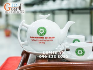 Bộ ấm chén dáng bưởi cành men trắng - in logo