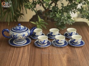 Bộ ấm chén dáng chân thon men cổ vẽ chuồn sen xanh lam, 350ml